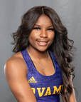 Amber Johnson headshot