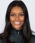 Baylee Lara headshot
