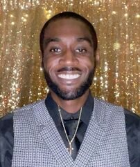 Dallas Gray headshot