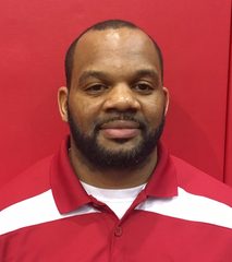 Deisnyk McCullough headshot