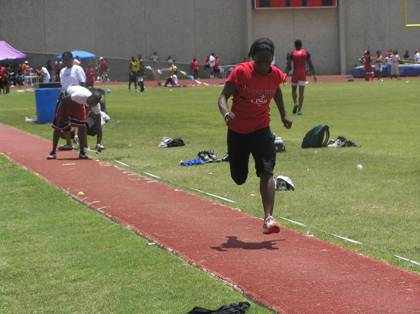 2005 Track Houston Track Meet — photo 191