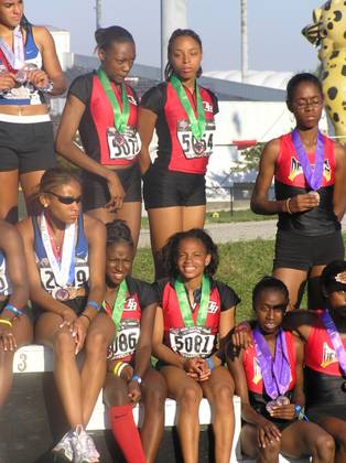 2005 USATF National Junior Olympic — Indianapolis IN — photo 474