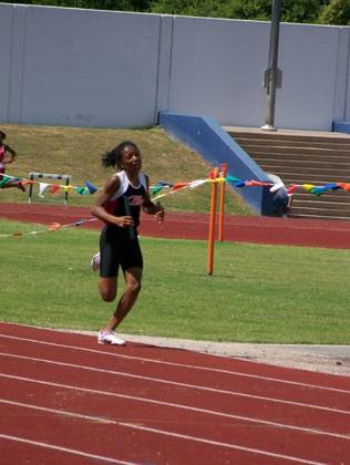 2009 Spring Track Meets — photo 15
