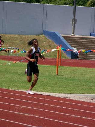 2009 Spring Track Meets — photo 16