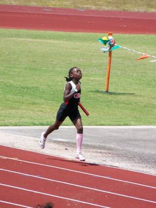 2009 Spring Track Meets — photo 23