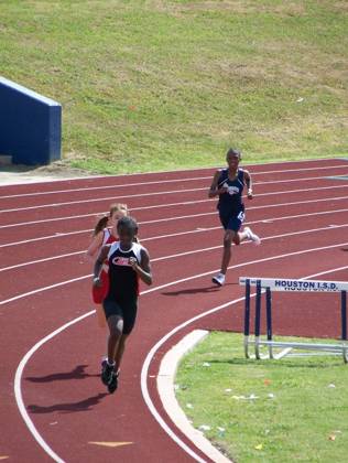 2009 Spring Track Meets — photo 26