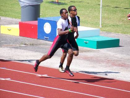 2009 Spring Track Meets — photo 34