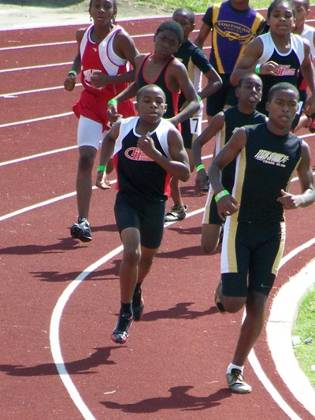2009 Spring Track Meets — photo 37