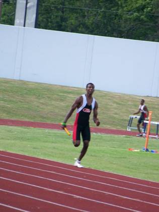 2009 Spring Track Meets — photo 68