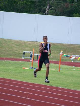 2009 Spring Track Meets — photo 69
