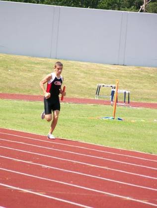 2009 Spring Track Meets — photo 73