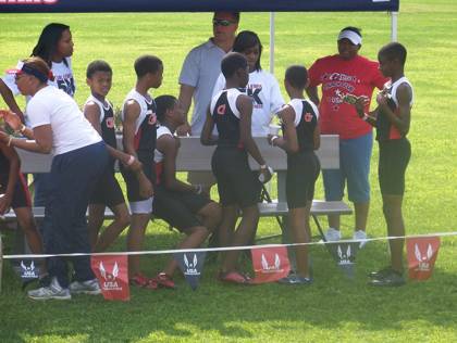 2009 Spring Track Meets — photo 86