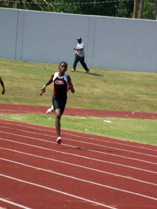2009 Spring Track Meets — photo 89