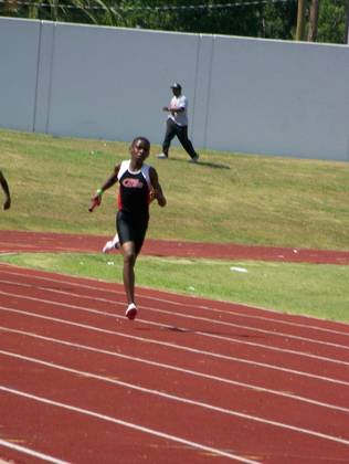 2009 Spring Track Meets — photo 90
