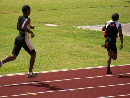 2009 Spring Track Meets — photo 118