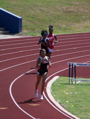 2009 Spring Track Meets — photo 127
