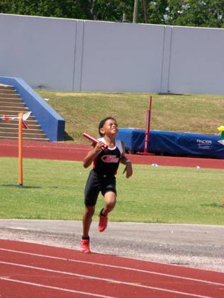 2009 Spring Track Meets — photo 145
