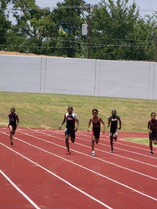 2009 Spring Track Meets — photo 162