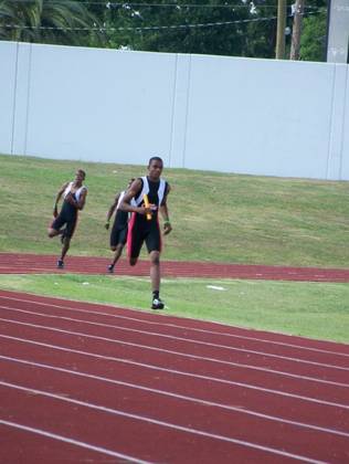 2009 Spring Track Meets — photo 164