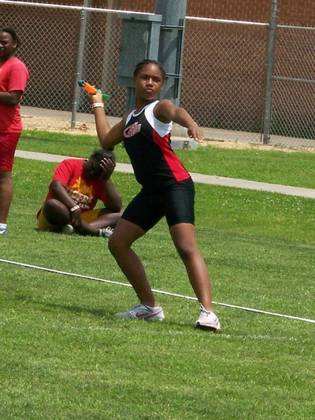 2009 Spring Track Meets — photo 228