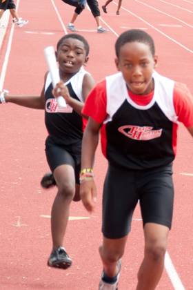 2010 General Action Pics — By Cedric Jenkins — photo 119