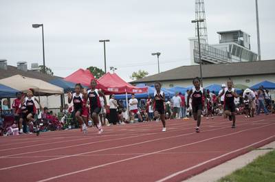 2010 Spring Track Meets Part 1 — By Melvin Parker — photo 3
