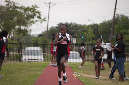 2010 Spring Track Meets Part 1 — By Melvin Parker — photo 24
