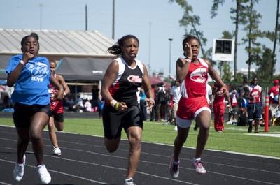 2010 Spring Track Meets Part 1 — By Melvin Parker — photo 25
