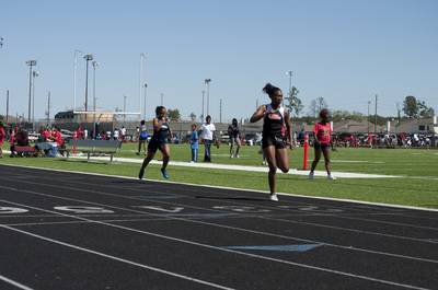 2010 Spring Track Meets Part 1 — By Melvin Parker — photo 27