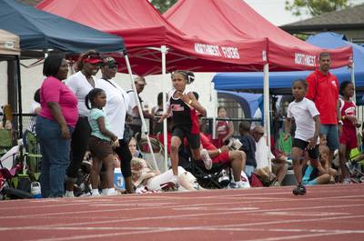 2010 Spring Track Meets Part 1 — By Melvin Parker — photo 65