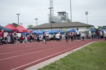 2010 Spring Track Meets Part 1 — By Melvin Parker — photo 78