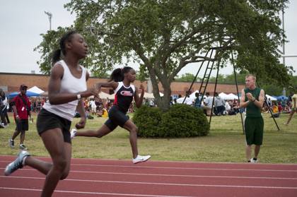 2010 Spring Track Meets Part 1 — By Melvin Parker — photo 94