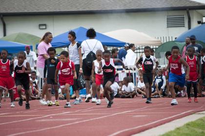 2010 Spring Track Meets Part 1 — By Melvin Parker — photo 104