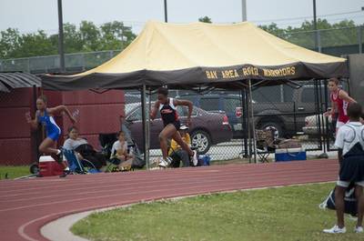 2010 Spring Track Meets Part 1 — By Melvin Parker — photo 117