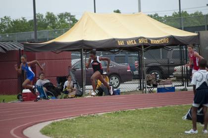 2010 Spring Track Meets Part 1 — By Melvin Parker — photo 118