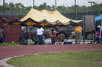 2010 Spring Track Meets Part 1 — By Melvin Parker — photo 122