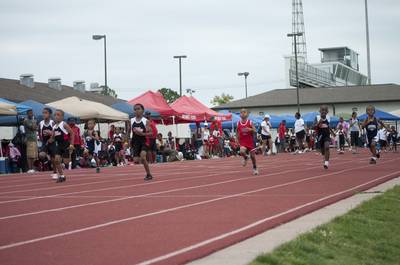 2010 Spring Track Meets Part 1 — By Melvin Parker — photo 161
