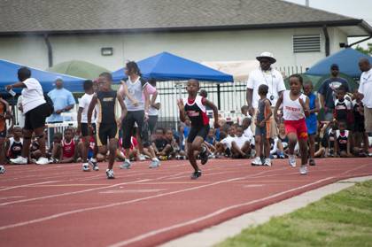 2010 Spring Track Meets Part 1 — By Melvin Parker — photo 236