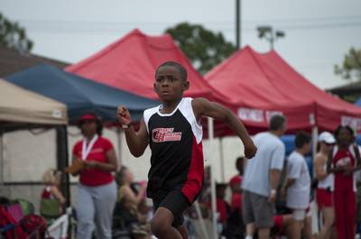 2010 Spring Track Meets Part 1 — By Melvin Parker — photo 265