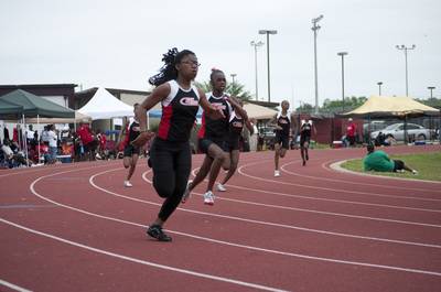 2010 Spring Track Meets Part 1 — By Melvin Parker — photo 303