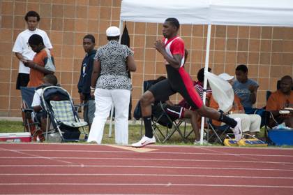 2010 Spring Track Meets Part 1 — By Melvin Parker — photo 308