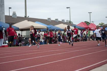 2010 Spring Track Meets Part 1 — By Melvin Parker — photo 322