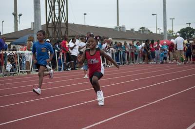 2010 Spring Track Meets Part 1 — By Melvin Parker — photo 329