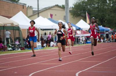 2010 Spring Track Meets Part 1 — By Melvin Parker — photo 382