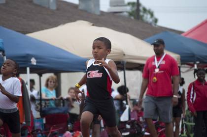 2010 Spring Track Meets Part 1 — By Melvin Parker — photo 389