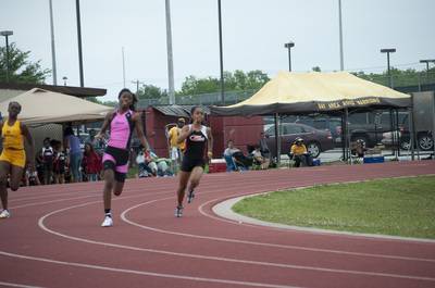 2010 Spring Track Meets Part 1 — By Melvin Parker — photo 424