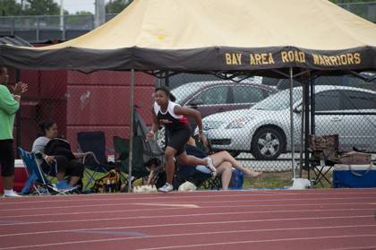 2010 Spring Track Meets Part 1 — By Melvin Parker — photo 457