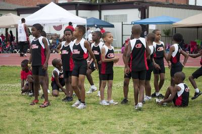 2010 Spring Track Meets Part 1 — By Melvin Parker — photo 474
