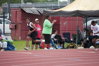 2010 Spring Track Meets Part 1 — By Melvin Parker — photo 489