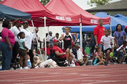 2010 Spring Track Meets Part 1 — By Melvin Parker — photo 491